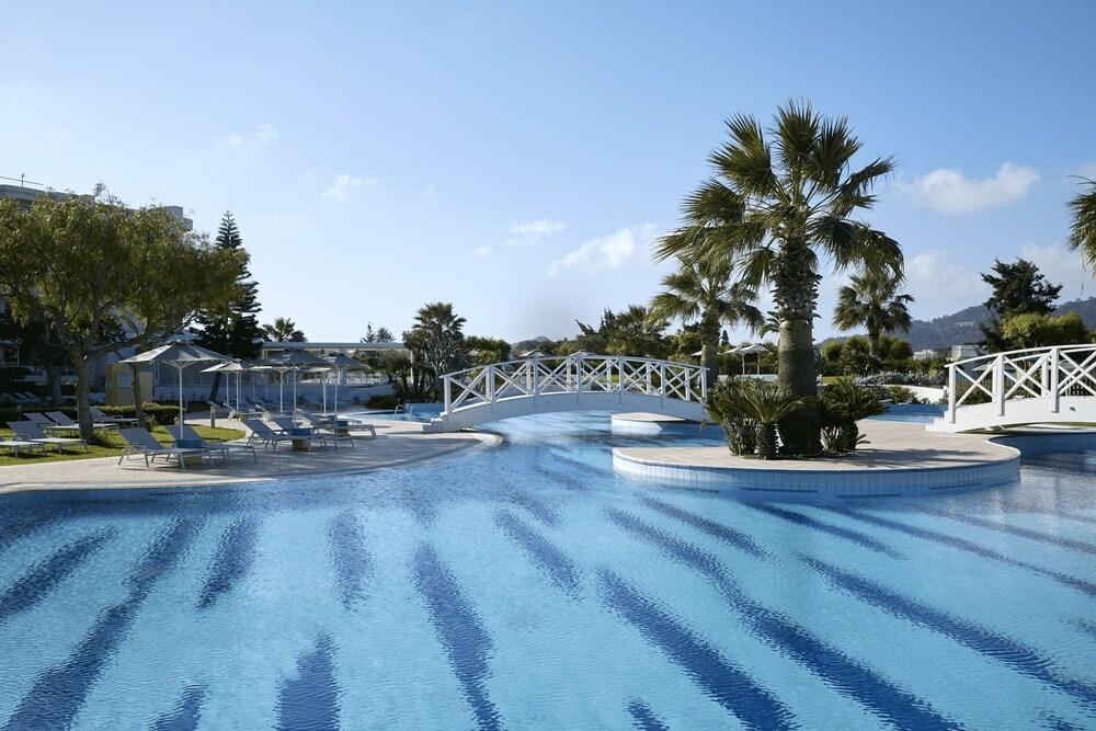 Electra Palace Rhodes إياليسوس المظهر الخارجي الصورة The pool at the hotel