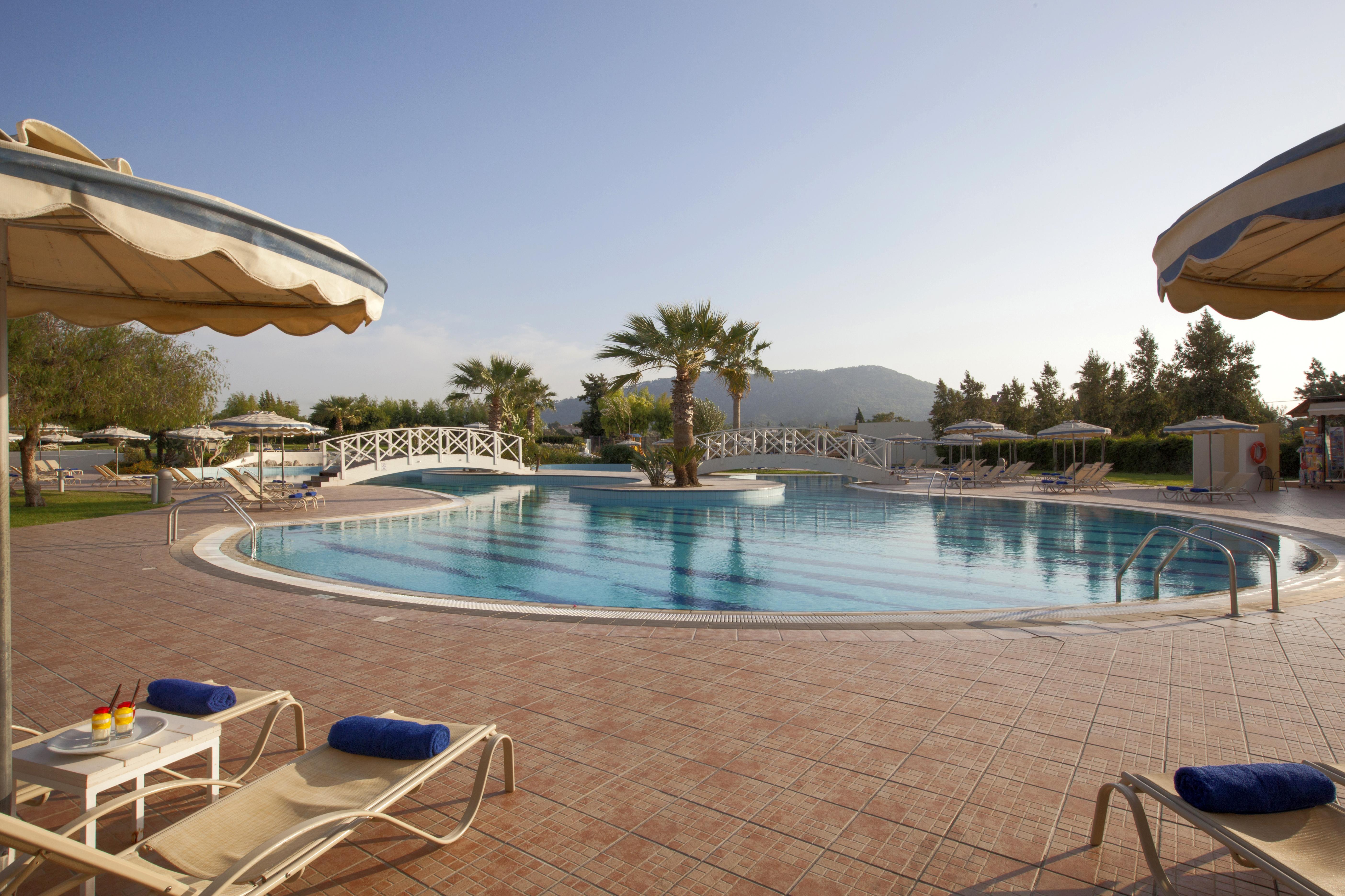 Electra Palace Rhodes إياليسوس المظهر الخارجي الصورة Pool at the hotel