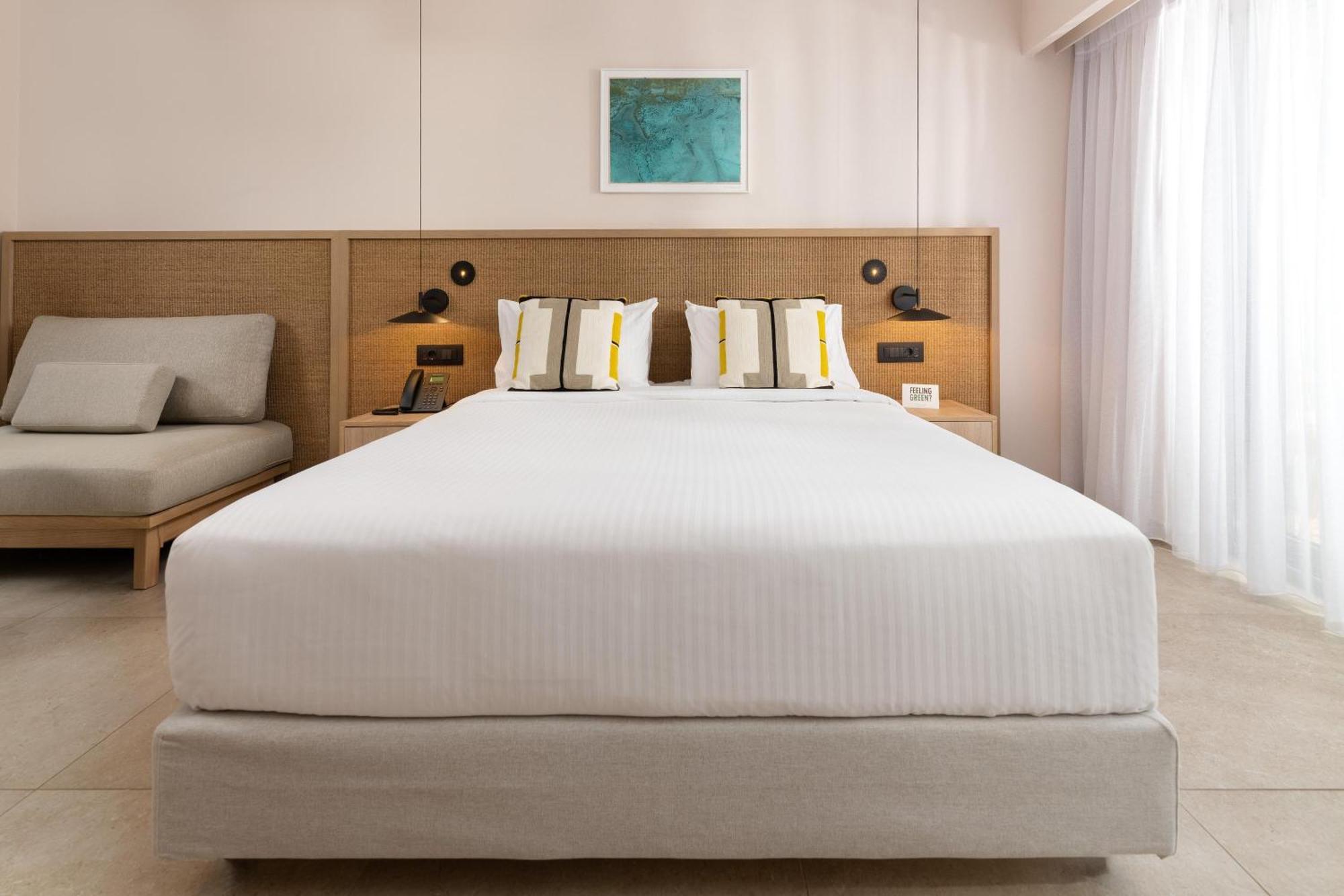 Electra Palace Rhodes إياليسوس المظهر الخارجي الصورة A bed